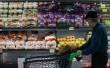 편의점·대형마트서 파는 생필품·식품값 줄인상 예정