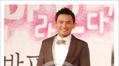 [쿠키포토] 황정민 ‘스타의 애인이 된 우체국 직원 연기해요~’