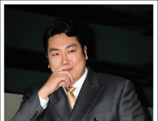 [쿠키 포토] 조진웅 “쑥스럽네~”