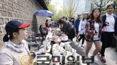돌예공으로 핸드메이드 공예품 보러 오세요