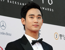 ‘대세 김수현’ 백상예술대상 3관왕