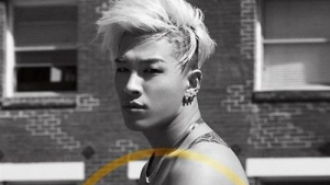 빅뱅의 태양과 허그할 주인공은? 태양, 26일 팬 200명과 허그회