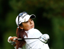 허미정, 5년만의 LPGA 우승에 한발짝 다가서