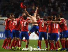 슈틸리케호 합격점…파라과이 꺾은 형님 축구대표팀