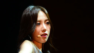 걸그룹 AOA 멤버 민아 부친상… 암 투병 끝 별세