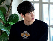 [쿠키人터뷰] ‘스물’ 김우빈 “기분 좋은 상상하게 돼, 감사합니다”