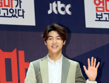 ‘엄마가 보고 있다’ 강민혁, 김부선 스킨십에 “엄마가 서운해 할 듯”