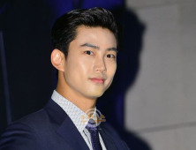 ‘어셈블리’ 옥택연 “맡는 캐릭터마다 가정사 불우해”