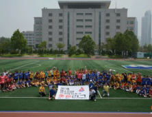 “축구 때문에 회사 빠지고, 가게 오픈 시간도 미뤄”…아마추어 여자축구 선수들의 열정