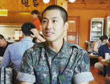 동방신기 유노윤호 자대 배치… 26사단 군악대