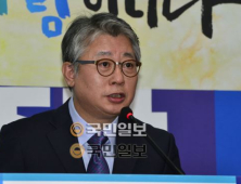 조응천 “난 ‘내부자들’의 손목 잘린 이병헌 같은 신세였다”