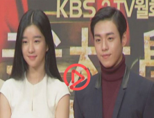 [쿠키영상] '무림학교' 이현우-서예지 애틋한 포옹...역대 최저 시청률 2.6% ‘너무 관심 못 받아 아쉽다’