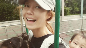 쥬얼리 출신 이지현, 결혼 3년 만에 파경… 이혼 소송 중