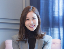 ‘완벽한 아내’ 고소영, 10년 만의 복귀작에서 ‘완벽한 배우’로 거듭날까