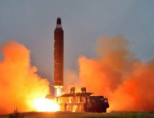 北 탄도미사일 발사… 500㎞ 비행에 “ICBM 능력 떨어져”