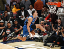 NBA 슬램덩크 콘테스트…애런 고든, 새처럼 링을 향해