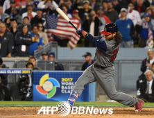 야구 종주국 자존심 세웠다…미국, 푸에르토리코 꺾고 WBC 첫 우승 쾌거