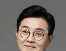 문재인 정부, 靑정무수석에 전병헌