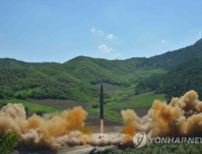 북한 “핵탄두 장착 가능한 ICBM 기술 확보”…대북제재 강화되나