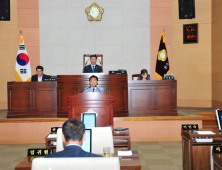 완주군의회 '농협중앙회 혁신도시 이전 촉구' 결의안 채택