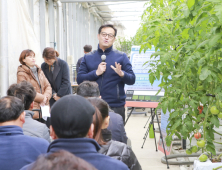 장수군, 고품질 토마토 생산 현장 연시회 개최