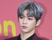 워너원 강다니엘, 女心 자극하는 손하트