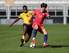 축구 A대표 이창민, 갈비뼈 부상으로 3주 진단…제주로 복귀