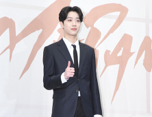 라이관린, 워너원의 꽃미모