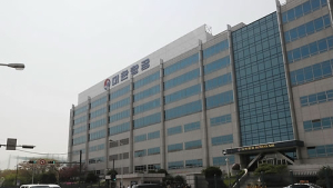 대한항공, 13년 만에 ‘격려금 및 연차수당’ 지급에 직원들 ‘냉소적’