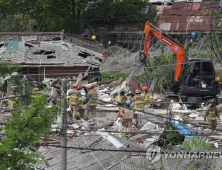 양주시 주택가 폭발사고 사망자 1명…수색 계속