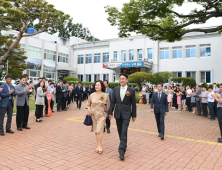 박영일 남해군수 이임식 열려…“군민 위해 일할 수 있어 행복했다”