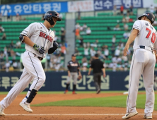 '오재일 투런포' 또 이긴 두산, LG전 11연승 행진