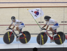 한국, 사이클 女 매디슨서 금빛 질주… 나아름 역사적인 4관왕