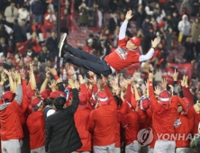 박용만 두산 회장, 최태원 SK 회장에 KS우승 축하 “기분 좋겠네”