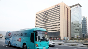 KT ‘5G 버스’ 광화문·강남 달린다…오는 15일부터 운영