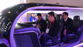 [CES 2019] 최재원 SK 수석부회장, 기아차 부스 방문