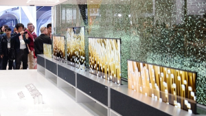 [CES 2019] 엔가젯 “LG전자 ‘롤러블 올레드 TV’가 최고”