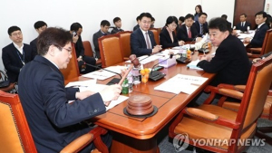합산규제 재도입 논의 연기…유료방송업계 M&A 영향 미치나