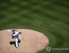 류현진, 박찬호 이어 MLB 한국인 투수 개막전 선발승