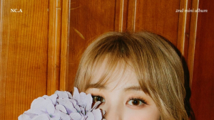 앤씨아, 2년 만의 솔로 활동 돌입… 두 번째 미니앨범 '썸' 티저 공개