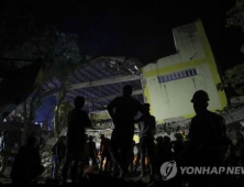 필리핀 이틀 연속 강진…여파로 클락 국제공항 폐쇄