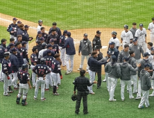 KBO, ‘막말 논란’ 김태형 두산 감독에게 벌금 200만원