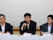 LG전자 “올레드, QLED보다 성장률 높아…동일 선상 비교 억울”