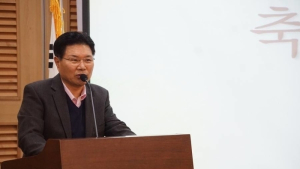 홍문종 의원, 한국당 탈당하고 대한애국당 입당선언