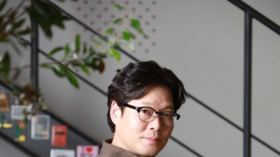 [쿠키인터뷰] 유재명 