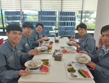 CJ프레시웨이, 초복 맞아 고객사 임직원에 보양식 제공