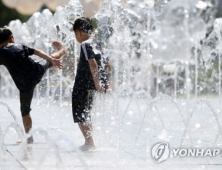 [오늘 날씨] 낮 최고기온 36도… 내륙 곳곳 소나기