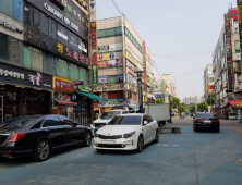 안산시, 보행자전용도로 차량통행 '묵인' 의혹···'시민안전 위협'