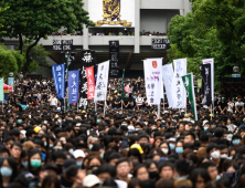 한국·홍콩·대만·일본 등 연예인 55명, 中 블랙리스트 올라