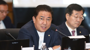 “장성급 장교 軍골프장 이용 쏠림현상 여전…안보위협 상황서도 골프 쳐”